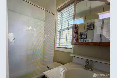339 Jeffries Street, Perth Amboy, NJ 08861 - Photo 19