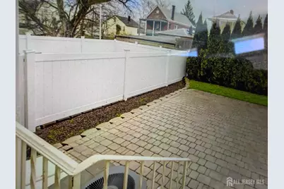 339 Jeffries Street, Perth Amboy, NJ 08861 - Photo 7