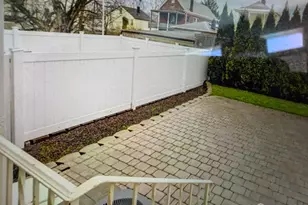 339 Jeffries St, Perth Amboy, NJ 08861 - Photo 7