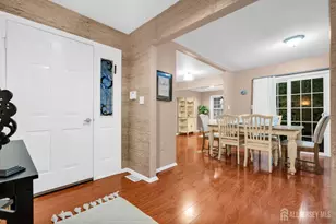 17 Betsy Ross Dr, Monroe Township, NJ 08831 - Photo 3