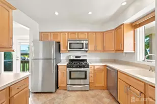 103 Peach St, Avenel, NJ 07001 - Photo 13