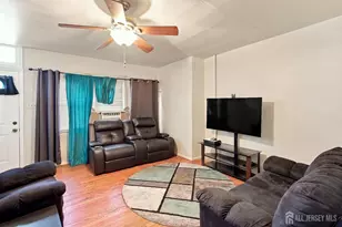 40 Throop Ave, New Brunswick, NJ 08901 - Photo 5