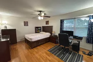 6005 N Oaks Blvd, North Brunswick Township, NJ 08902 - Photo 11