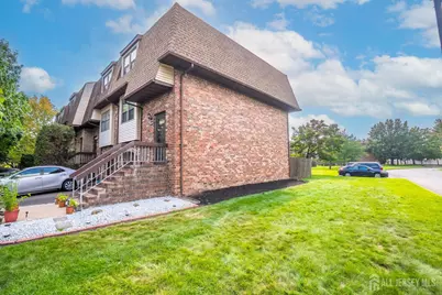 6005 N Oaks Boulevard, North Brunswick Township, NJ 08902 - Photo 33