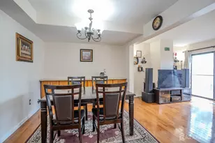 6005 N Oaks Blvd, North Brunswick Township, NJ 08902 - Photo 9