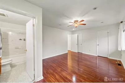 [Address not provided], Plainsboro Township, NJ 08536 - Photo 13