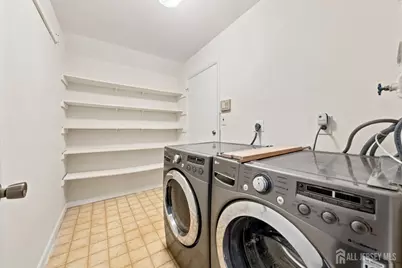 [Address not provided], Plainsboro Township, NJ 08536 - Photo 11