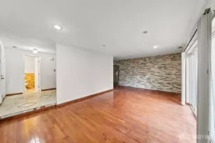[Address not provided], Plainsboro Township, NJ 08536 - Photo 5
