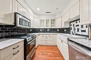 [Address not provided], Plainsboro Township, NJ 08536 - Photo 9