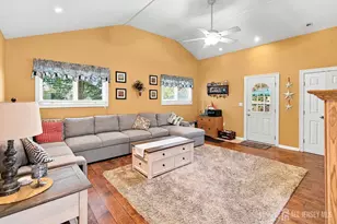 33 Pershing Ave, Milltown, NJ 08850 - Photo 11