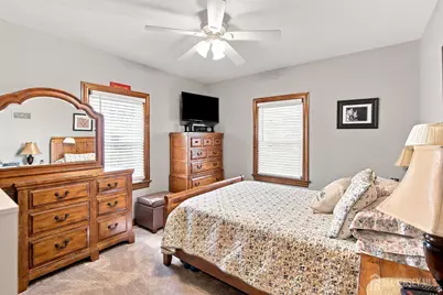 33 Pershing Avenue, Milltown, NJ 08850 - Photo 13