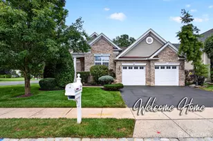 14 Crooked Stick Pl, Monroe Township, NJ 08831 - Photo 1