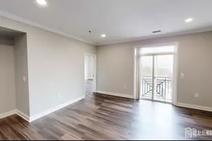 6301 Fernandez Ct, Sayreville, NJ 08859 - Photo 5