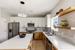 8 Somerset St, Carteret, NJ 07008 - Photo 9
