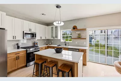8 Somerset Street, Carteret, NJ 07008 - Photo 11