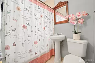 583 Mckeon St, Perth Amboy, NJ 08861 - Photo 23
