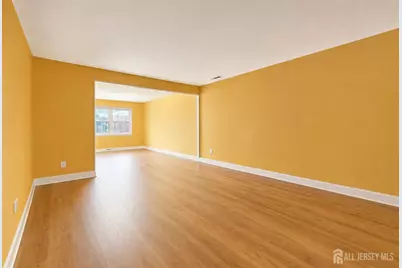 19 Rush Court, East Brunswick Township, NJ 08816 - Photo 9