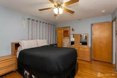 25 Huntington Road, Edison, NJ 08820 - Photo 21