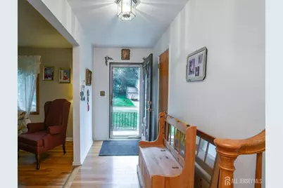 25 Huntington Road, Edison, NJ 08820 - Photo 9
