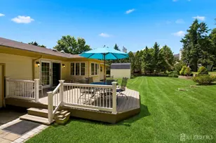 1 Beech Ct, East Brunswick Township, NJ 08816 - Photo 27