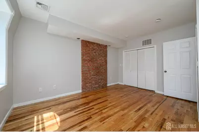 832 Grand Street, Jersey City, NJ 07304 - Photo 31