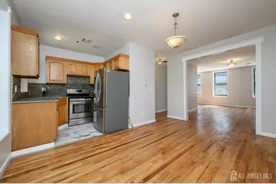 832 Grand Street, Jersey City, NJ 07304 - Photo 25