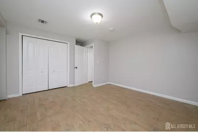 832 Grand Street, Jersey City, NJ 07304 - Photo 11