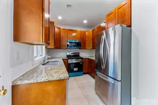 9 Perry L Drew Pl, Hightstown, NJ 08520 - Photo 11