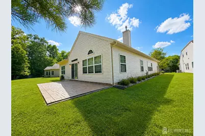 111 Fontaine Court, Monroe Township, NJ 08831 - Photo 5
