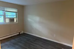 289 Main St, Spotswood, NJ 08884 - Photo 5
