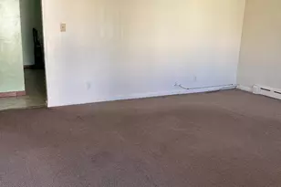 16 Carlton St, Edison, NJ 08837 - Photo 5