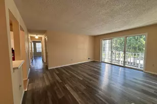 279 Kempsey Dr, North Brunswick Township, NJ 08902 - Photo 3