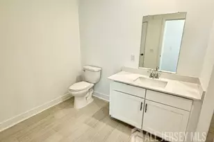 29210 Radford Ct, Monroe Township, NJ 08831 - Photo 31
