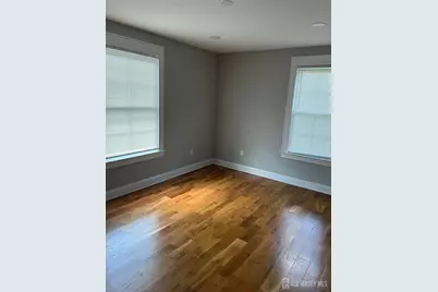 415 E 3rd Avenue, Roselle, NJ 07203 - Photo 5