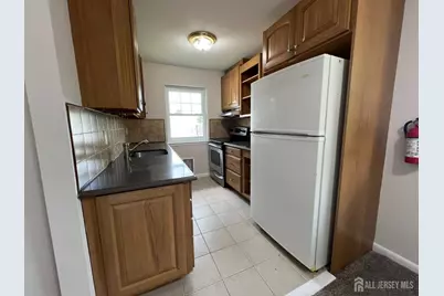 162 Belleville Avenue #1B, Bloomfield, NJ 07003 - Photo 3