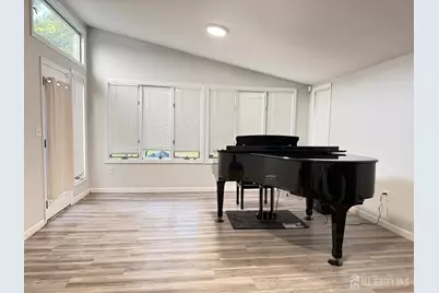 67 Winthrop Road, Edison, NJ 08817 - Photo 17