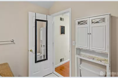 19 Stephenville Parkway, Edison, NJ 08820 - Photo 17