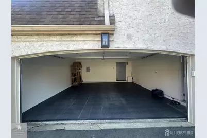 74 Carriage Place, Edison, NJ 08820 - Photo 3