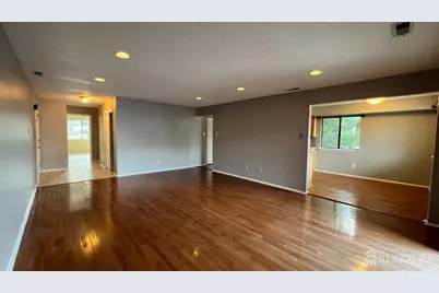 412 Edison Glen Terrace, Edison, NJ 08837 - Photo 5