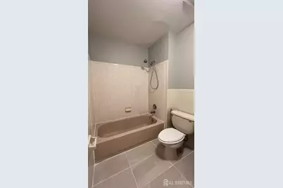 412 Edison Glen Terrace, Edison, NJ 08837 - Photo 13