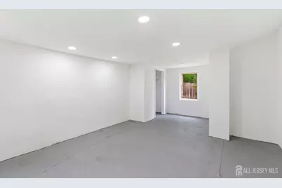 1 Park Place, North Brunswick Township, NJ 08902 - Photo 29