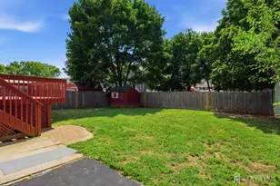 2 Oakwood Pl, North Brunswick Township, NJ 08902 - Photo 29