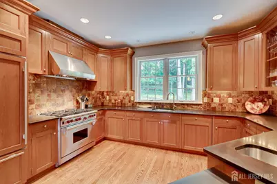 4 Edgewood Road, Edison, NJ 08820 - Photo 19