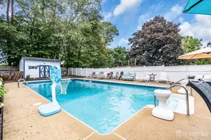 1 MacIntosh Ct, East Brunswick Township, NJ 08816 - Photo 33