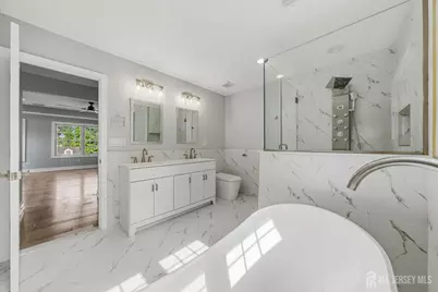 80 Gaywood Avenue, Colonia, NJ 07067 - Photo 17