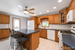 199 Princeton Rd, Sayreville, NJ 08859 - Photo 11