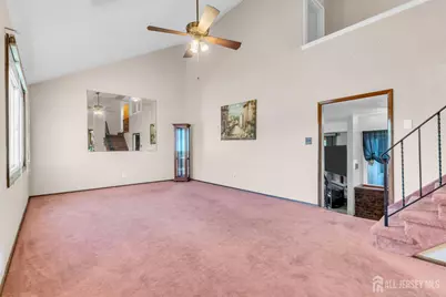 140 Camelot Drive, Port Reading, NJ 07064 - Photo 17