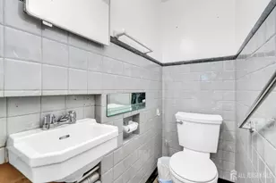 140 Camelot Dr, Port Reading, NJ 07064 - Photo 35