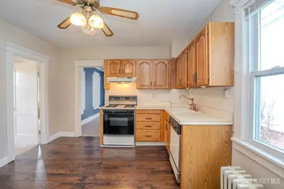 88 Coley Street, Woodbridge Township, NJ 07095 - Photo 9