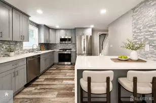 193 Old Rd, Sewaren, NJ 07077 - Photo 7